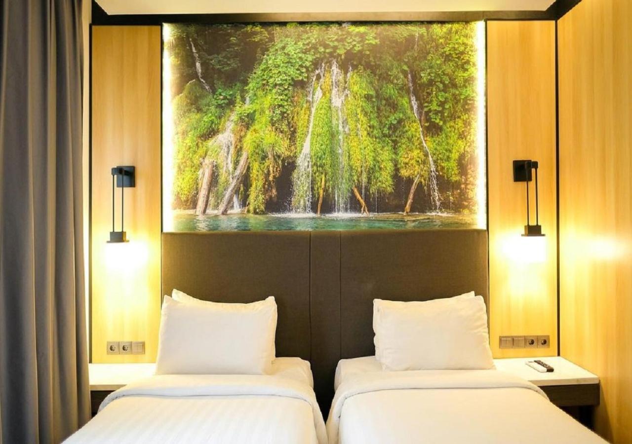 Allura Azana Resort Tawangmangu Ngoại thất bức ảnh